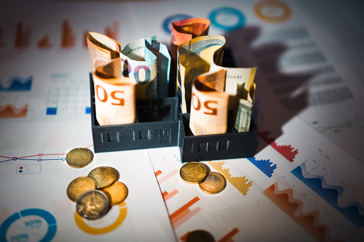 Best High-Yield Savings Accounts Compared: Where to Stash Your Cash in 2025